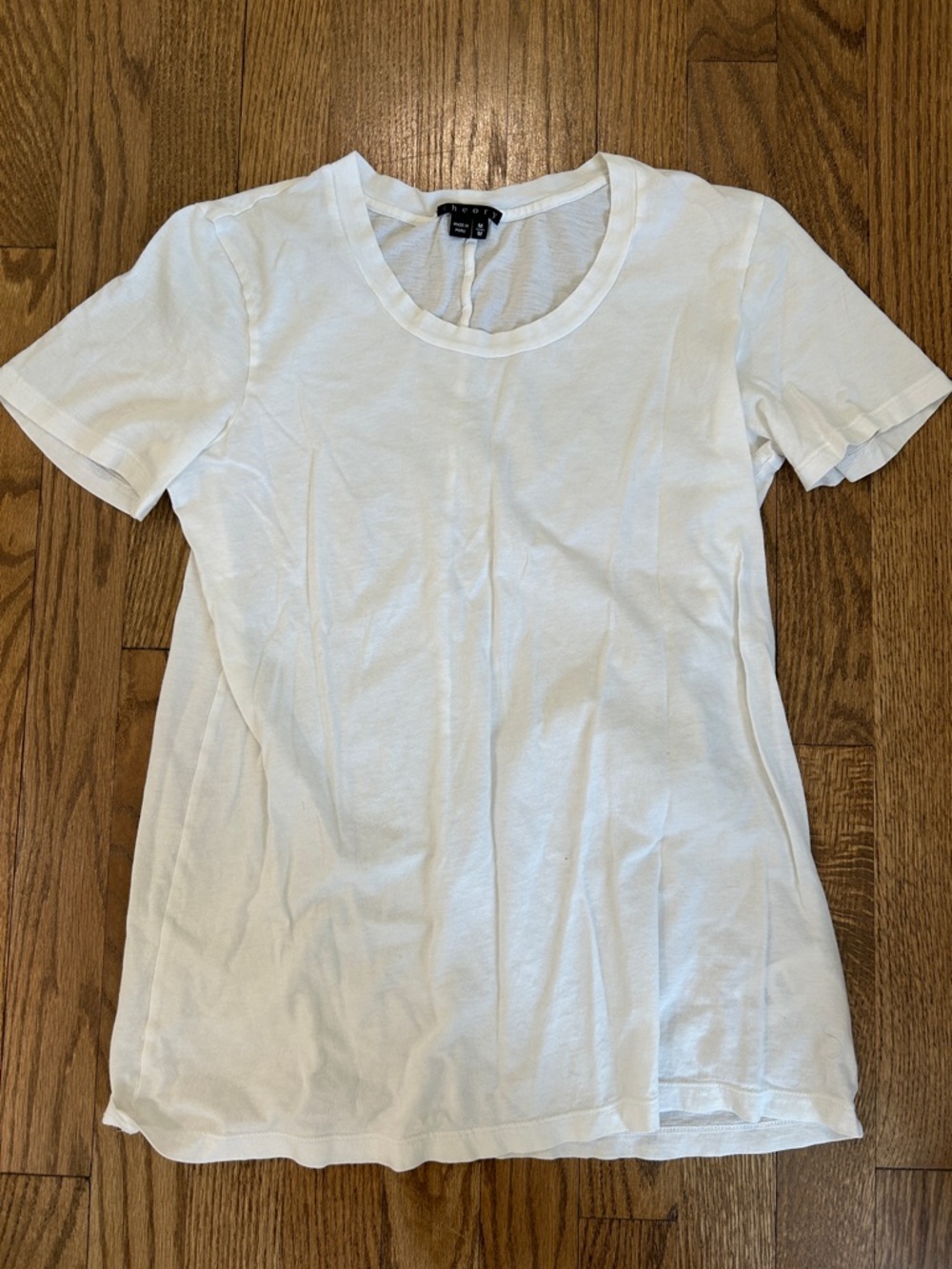 Theory White Short Sleeve Crewneck Tee